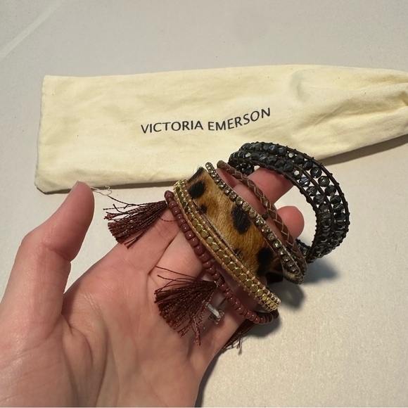 Victoria Emerson Leopard Print Cuff stacking Bracelet Gold Crystal Boho - Picture 5 of 8